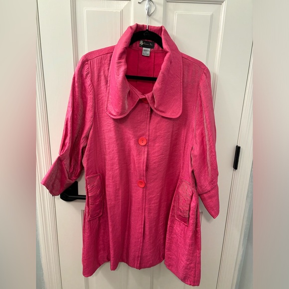damee Tops - XL Damee jacket/top